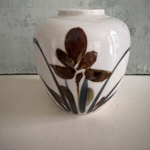 Ginger Jar Vase Oriental Collection Hand painted Floral Flower 6" Japan